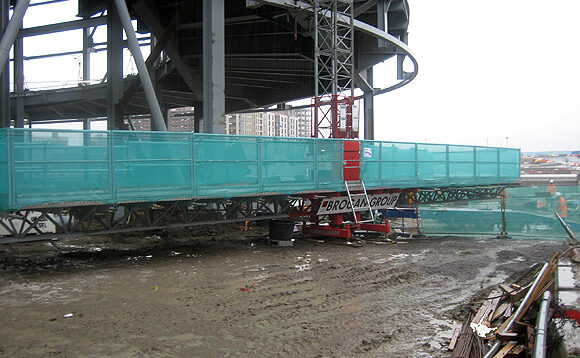 mast climbing platform